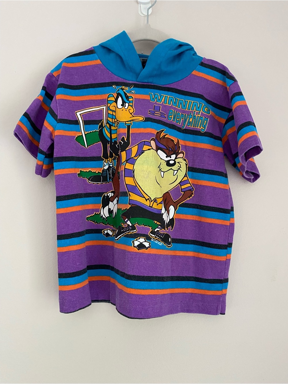 Vintage 90s looney tunes Tasmanian Devil and Daffy Duck kids shirt size small